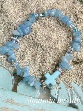 Aquamarine + Pale Blue Cross Chip-Bead Bracelet